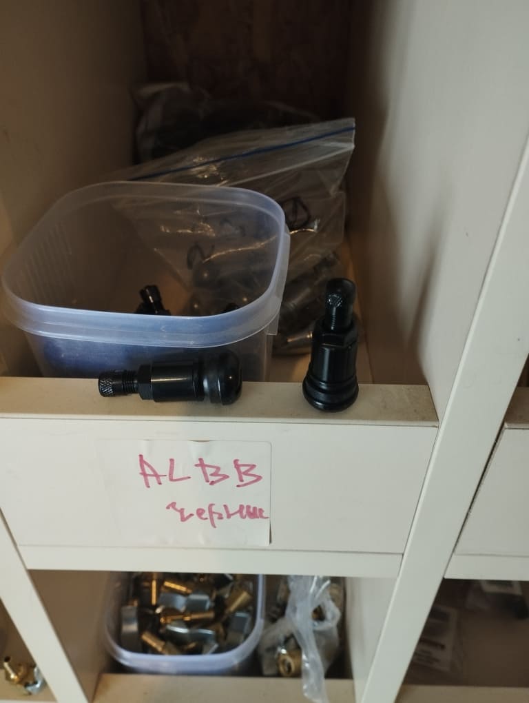 вентиль черный AL BB