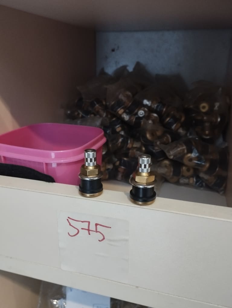 вентиль грузовой TR575